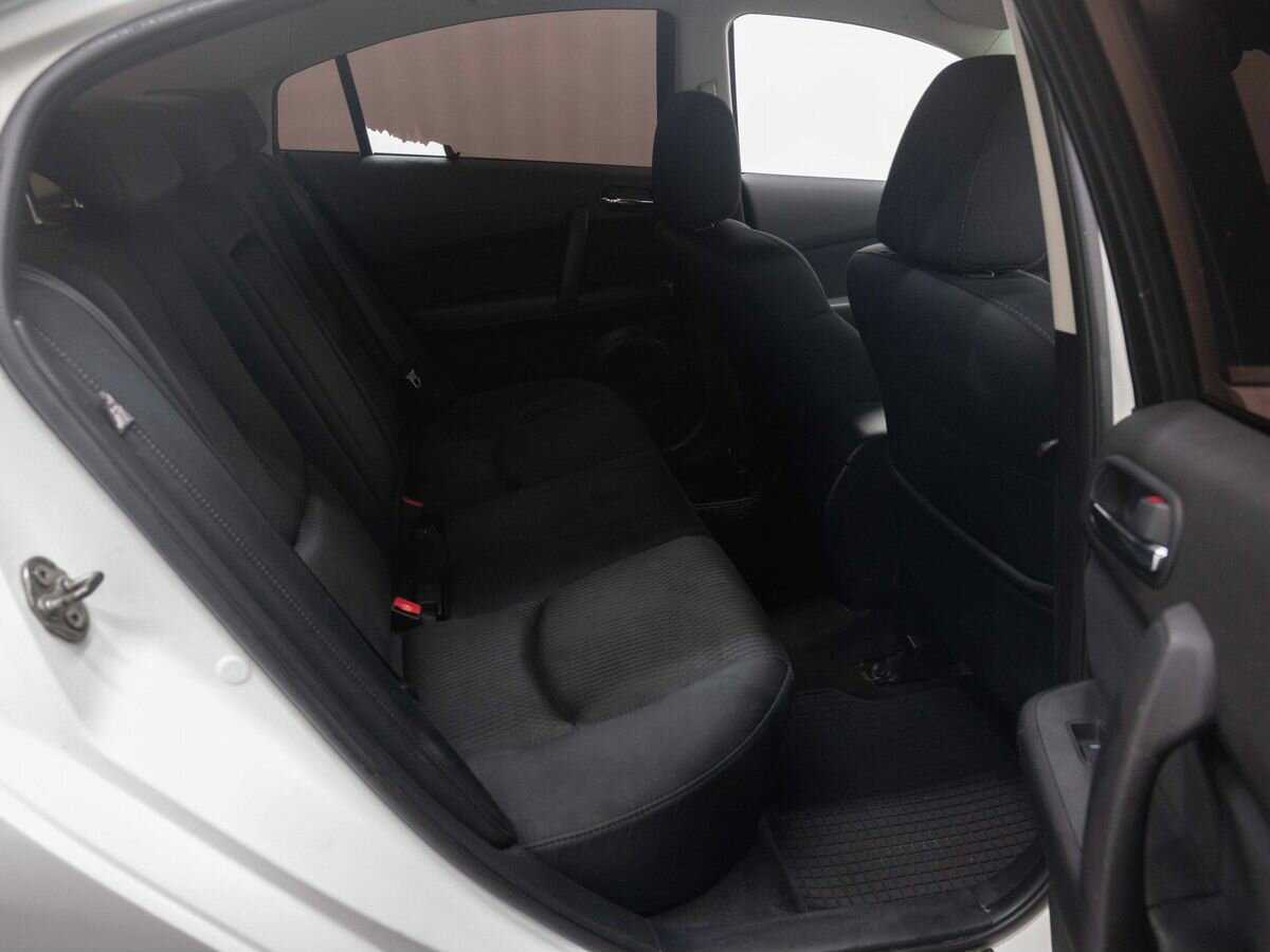 Mazda 6 с пробегом — 2011 год. Фото: #11