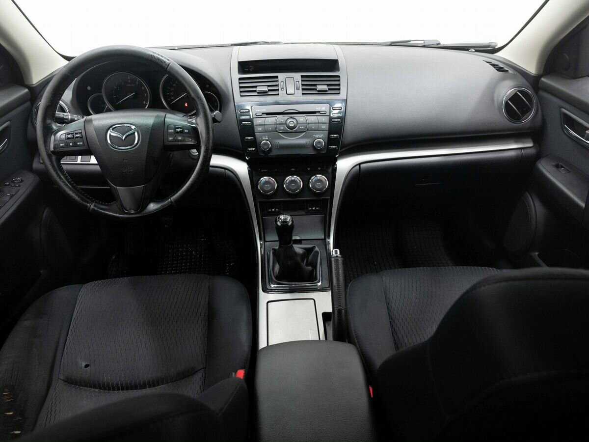 Mazda 6 с пробегом — 2011 год. Фото: #14