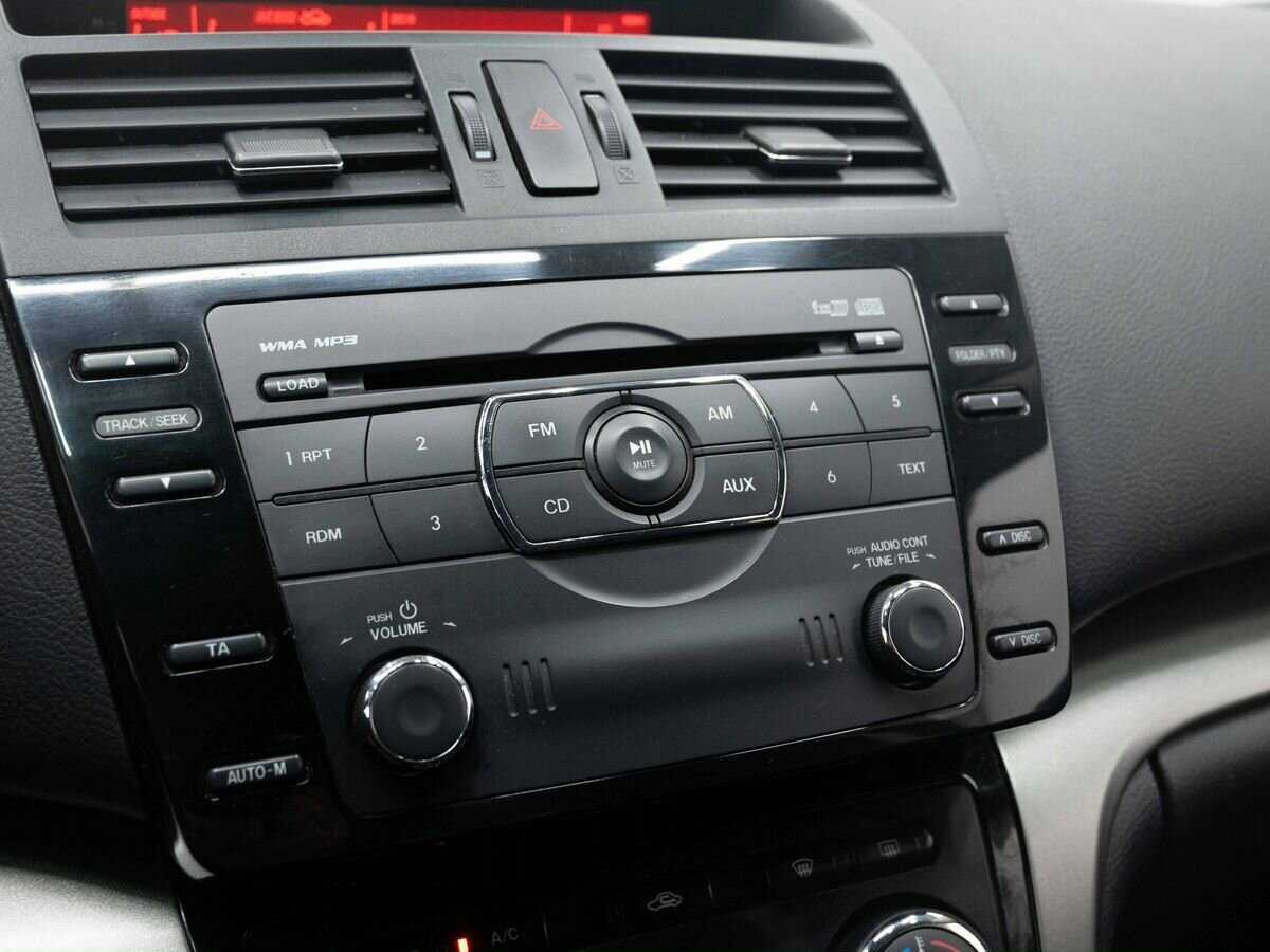 Mazda 6 с пробегом — 2011 год. Фото: #19