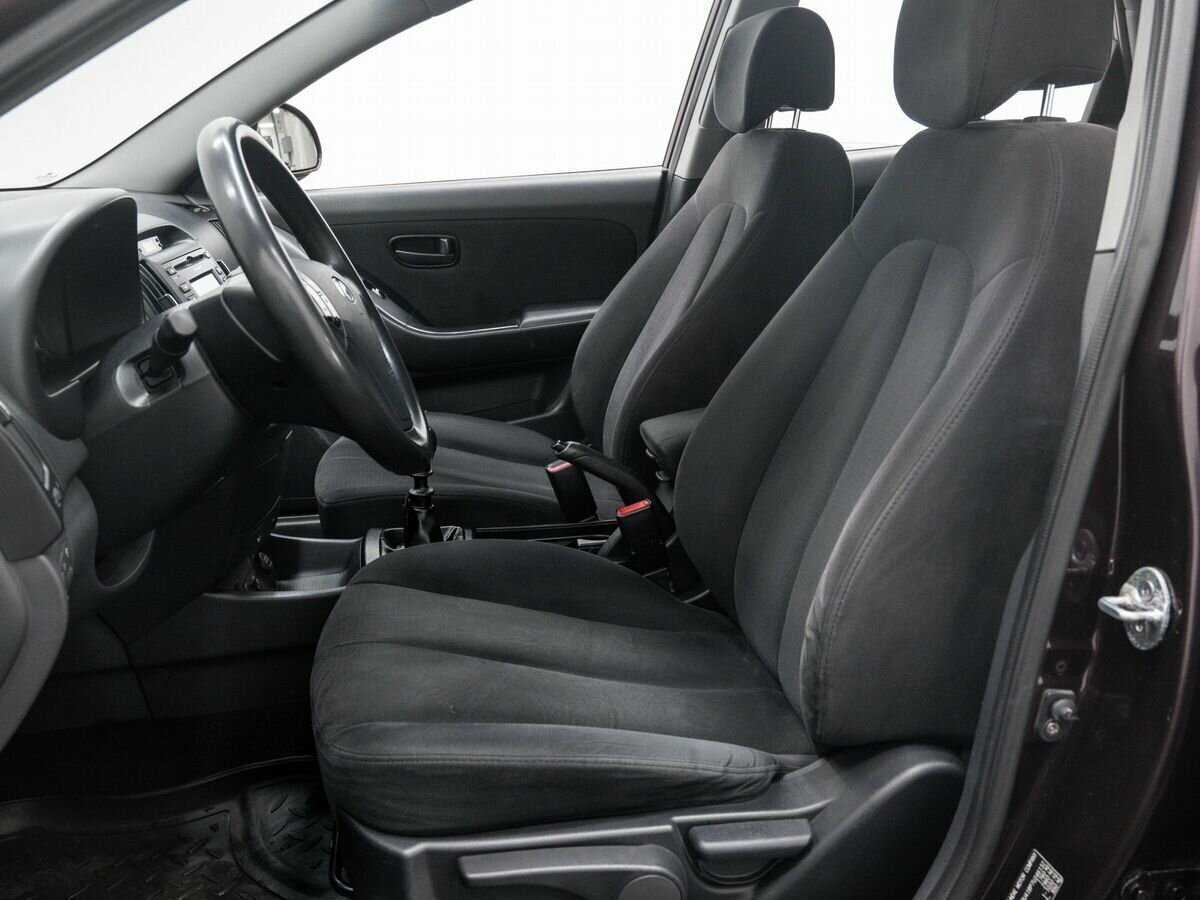 Hyundai Elantra с пробегом — 2007 год. Фото: #13