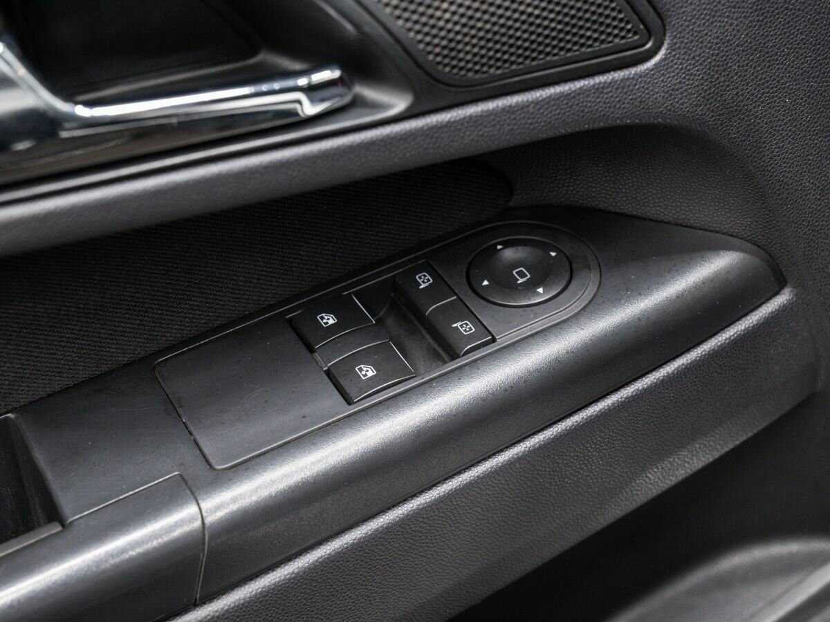 Opel Zafira с пробегом — 2011 год. Фото: #12