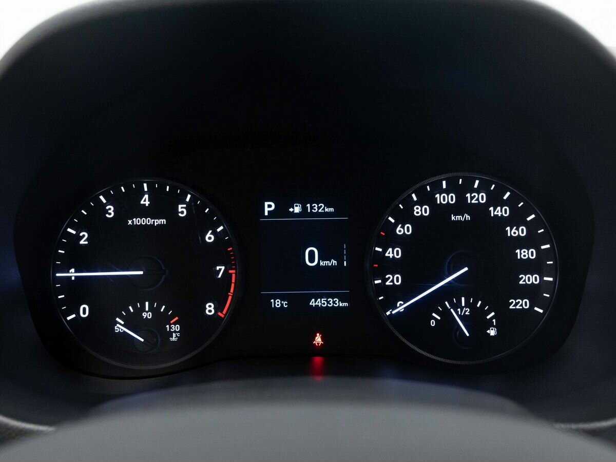 Hyundai Solaris с пробегом — 2018 год. Фото: #18