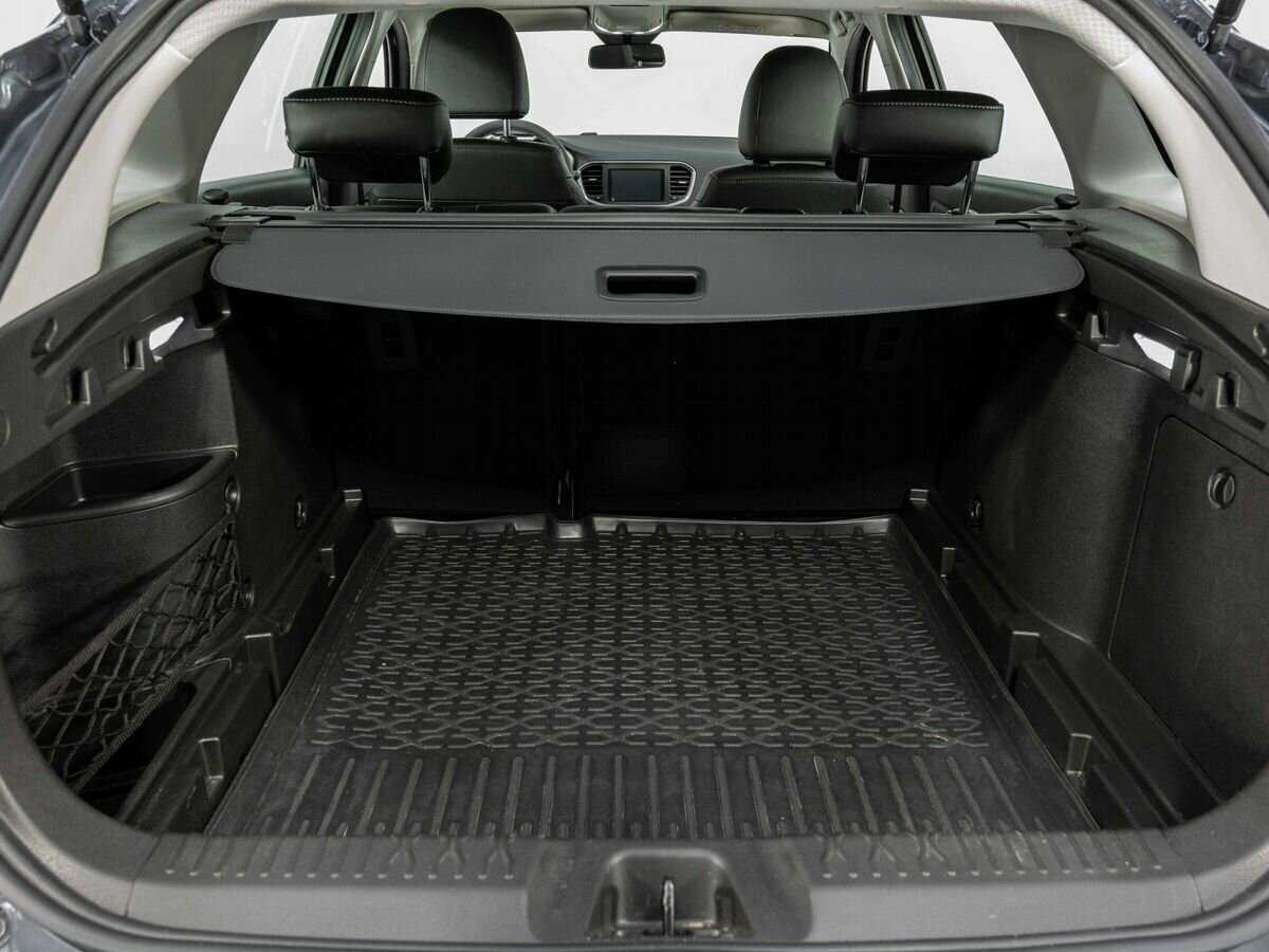 Lada (ВАЗ) Vesta с пробегом — 2024 год. Фото: #24