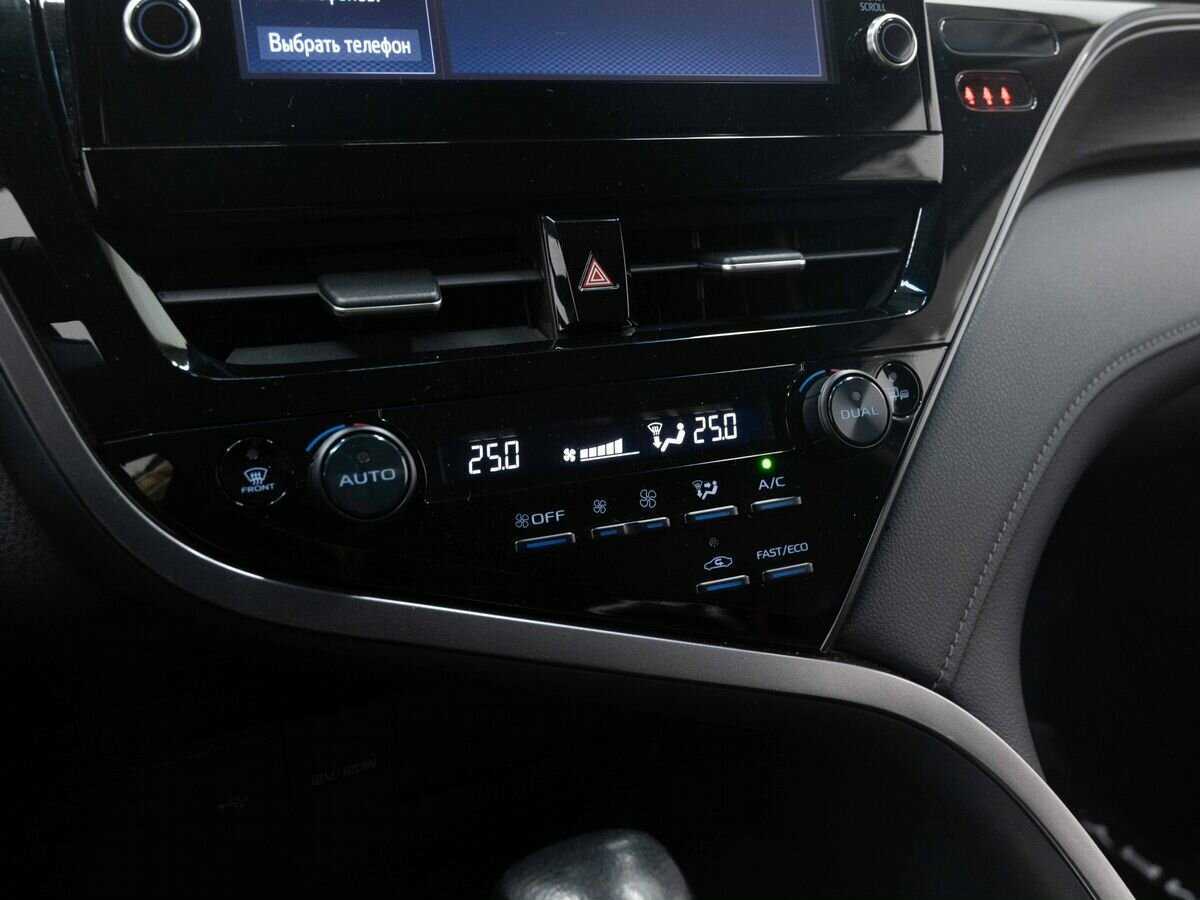 Toyota Camry с пробегом — 2021 год. Фото: #22