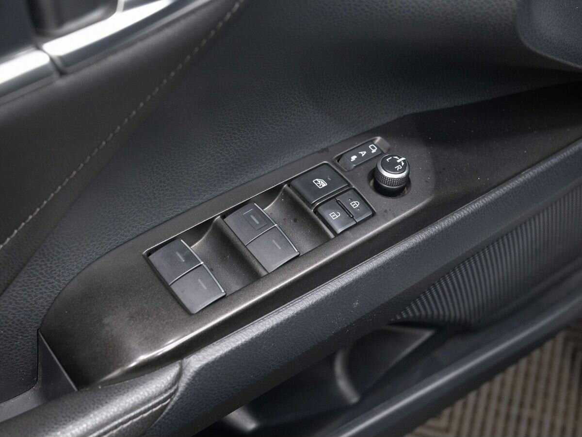 Toyota Camry с пробегом — 2021 год. Фото: #27