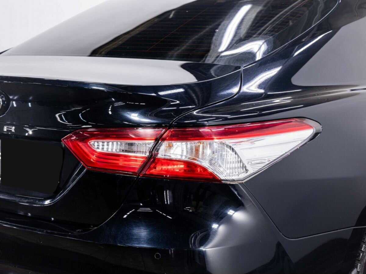 Toyota Camry с пробегом — 2021 год. Фото: #28