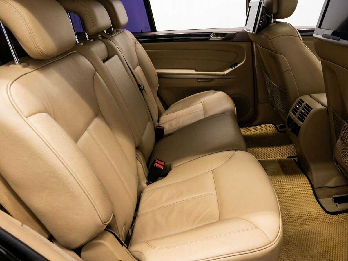 Mercedes-Benz GL-Класс с пробегом — 2011 год. Фото: #9