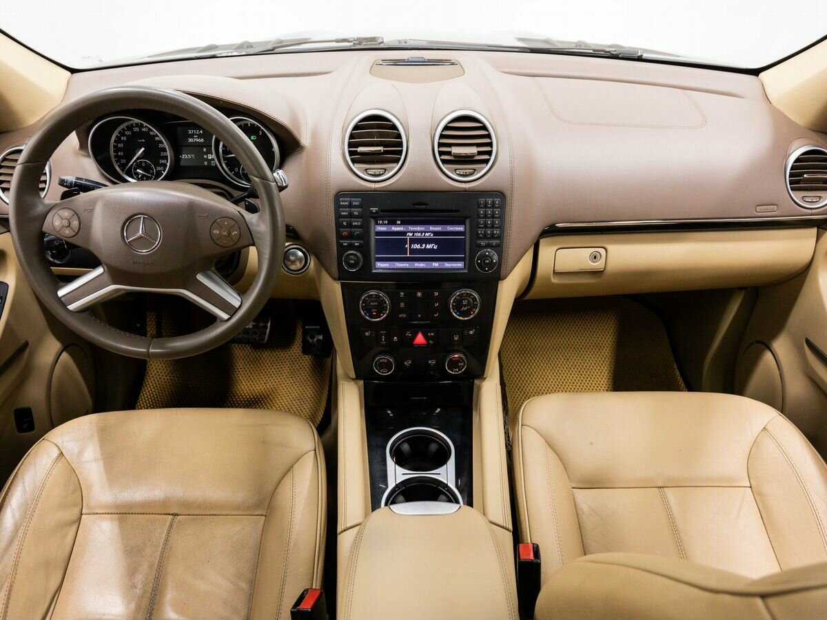 Mercedes-Benz GL-Класс с пробегом — 2011 год. Фото: #12