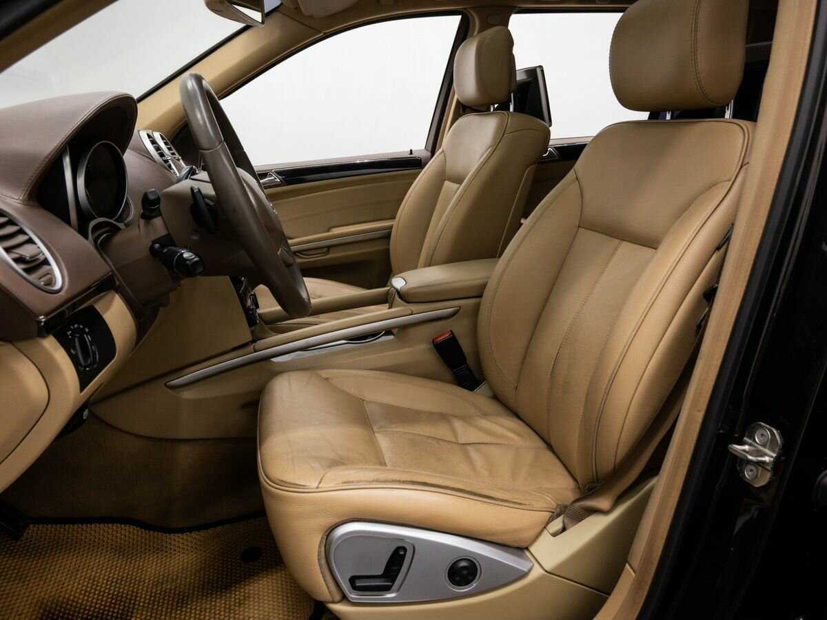 Mercedes-Benz GL-Класс с пробегом — 2011 год. Фото: #17