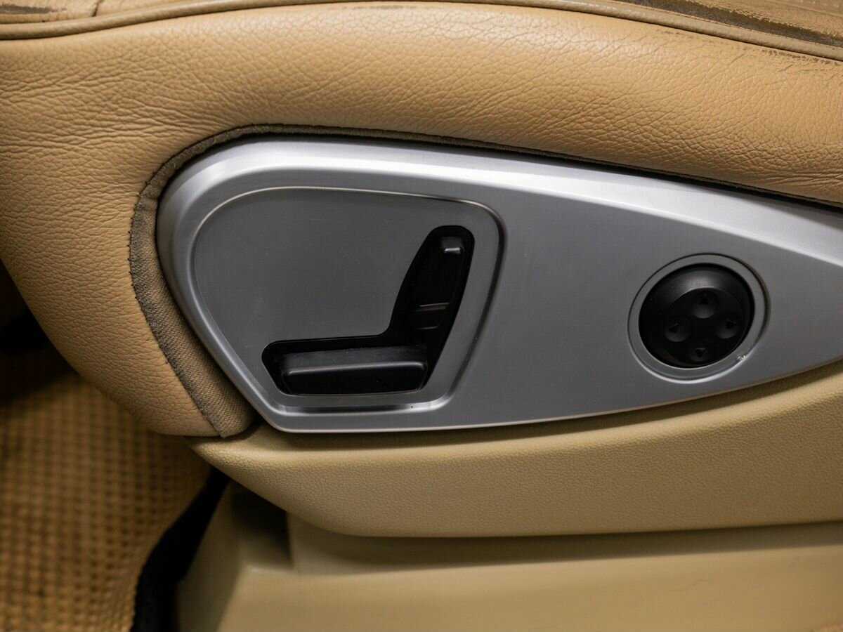 Mercedes-Benz GL-Класс с пробегом — 2011 год. Фото: #20