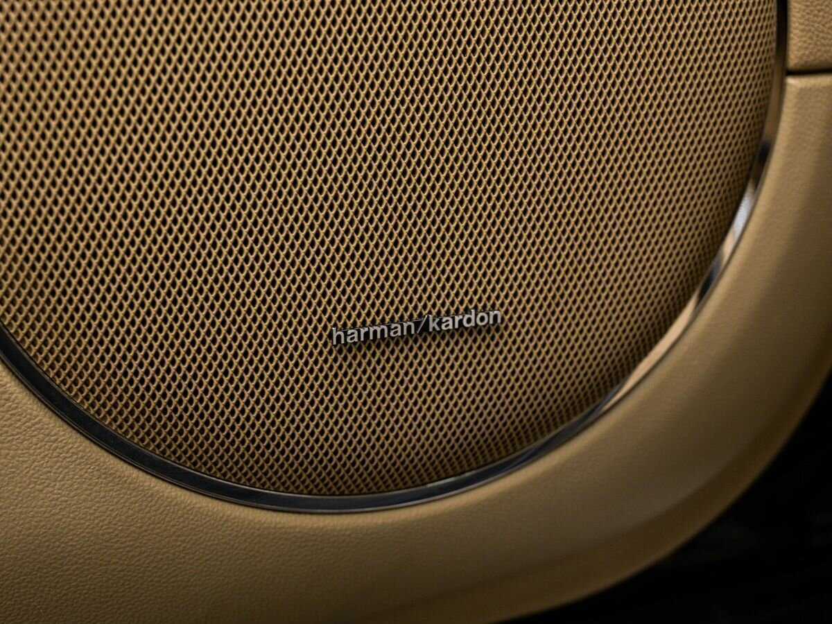 Mercedes-Benz GL-Класс с пробегом — 2011 год. Фото: #24