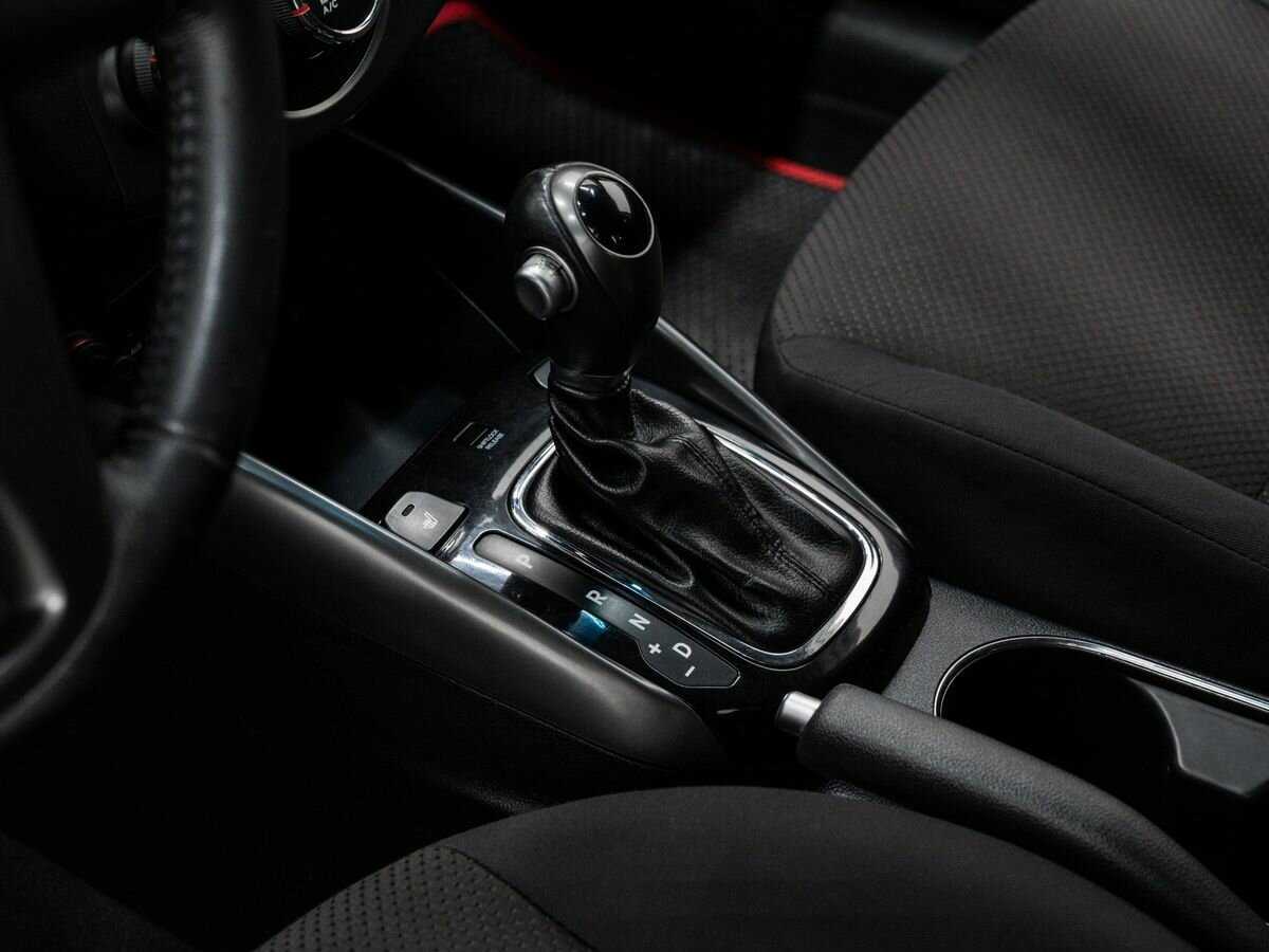 Kia Cerato с пробегом — 2011 год. Фото: #17