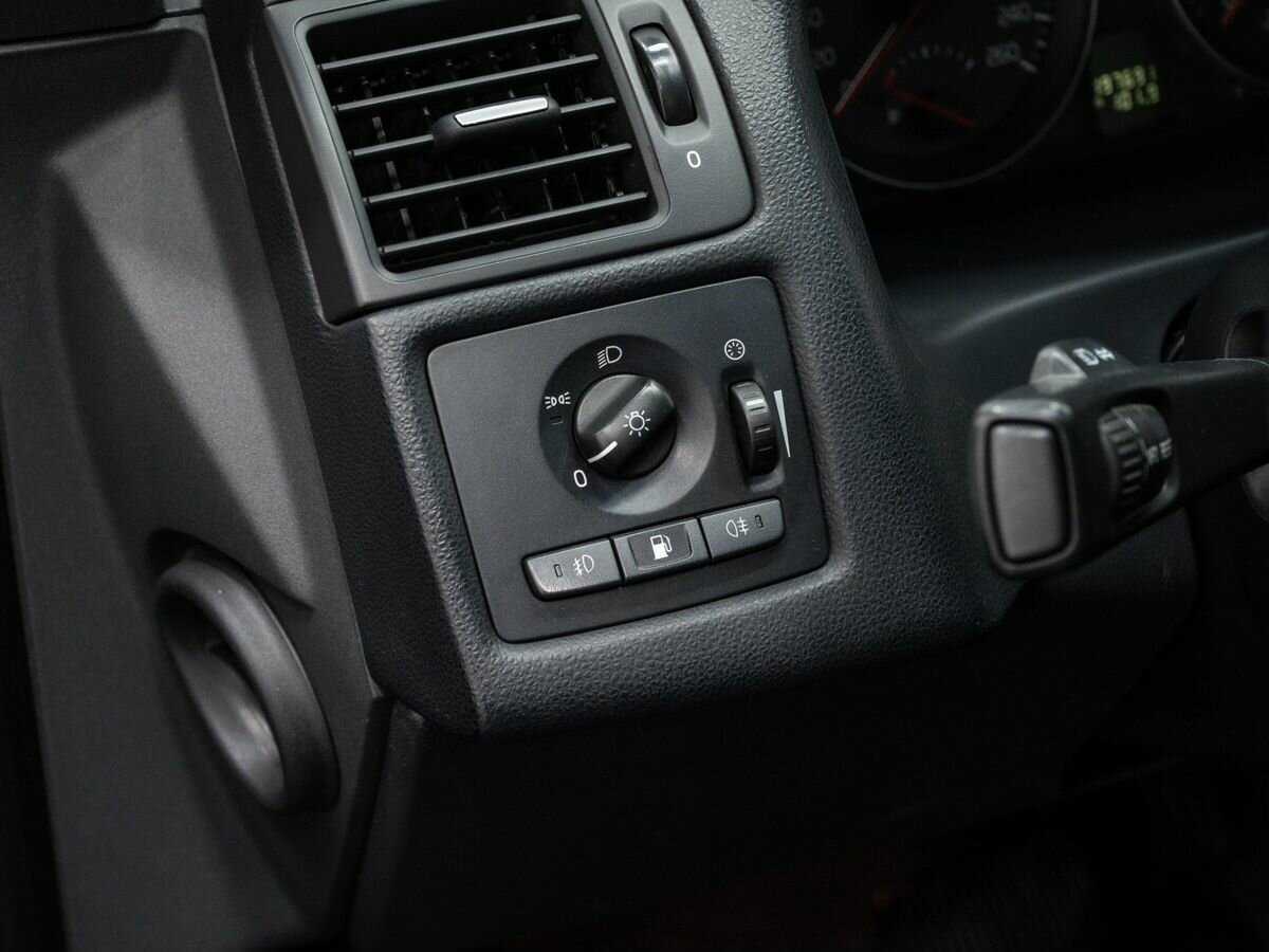 Volvo C30 с пробегом — 2008 год. Фото: #12