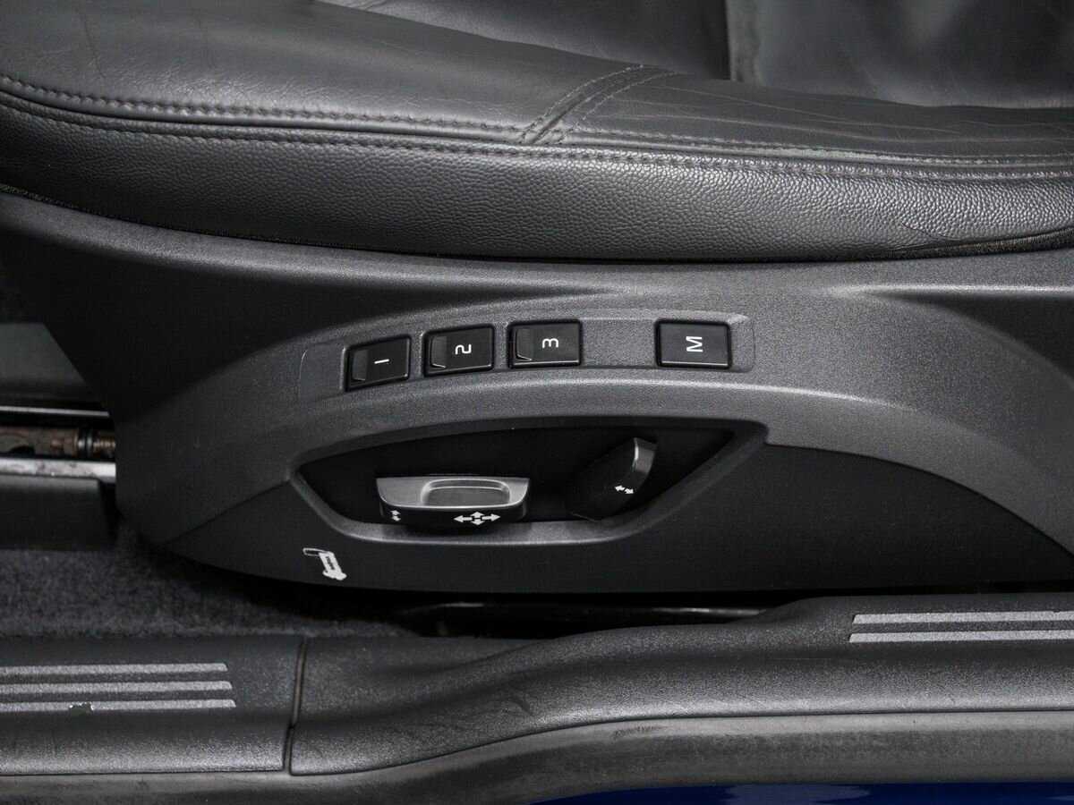 Volvo C30 с пробегом — 2008 год. Фото: #13