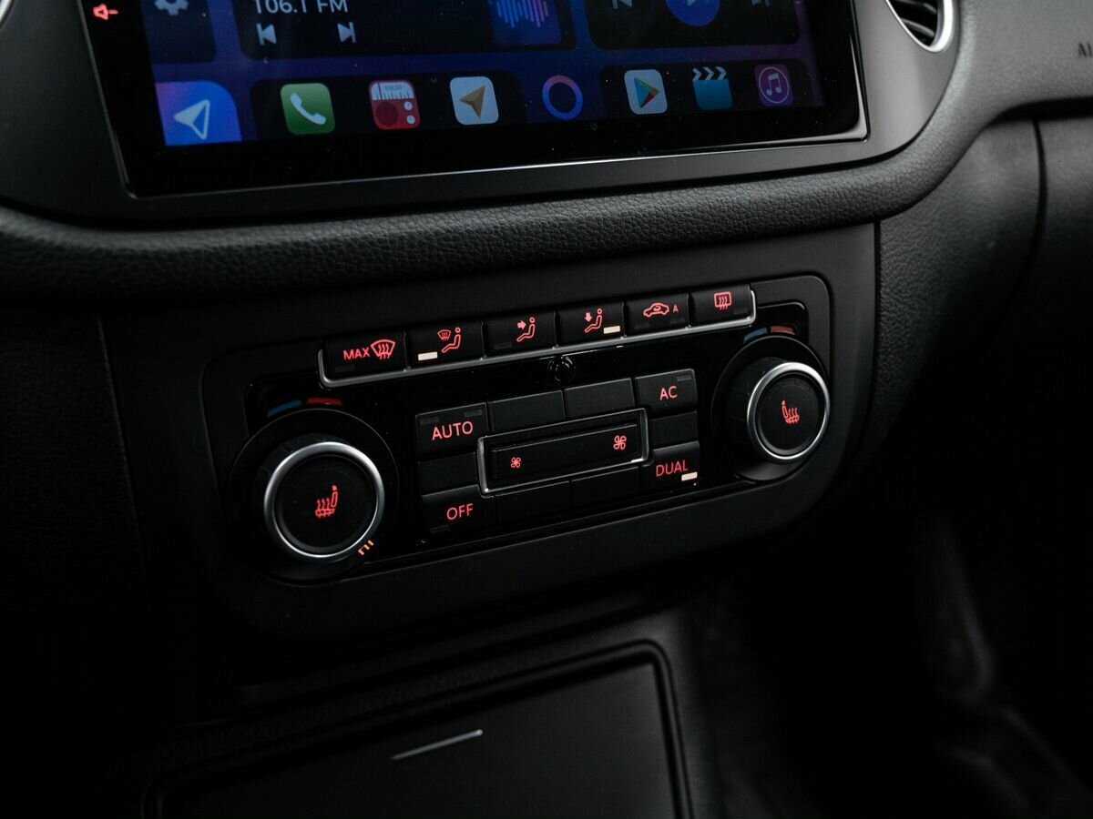 Volkswagen Tiguan с пробегом — 2011 год. Фото: #18