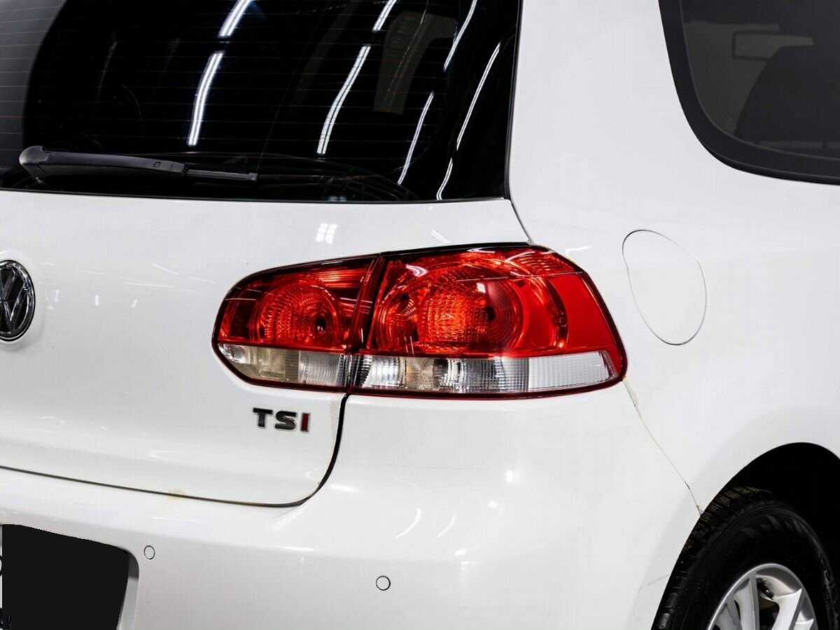 Volkswagen Golf с пробегом — 2011 год. Фото: #20