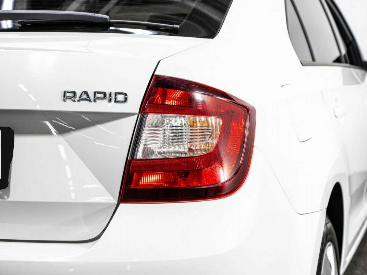 Skoda Rapid с пробегом — 2019 год. Фото: #6