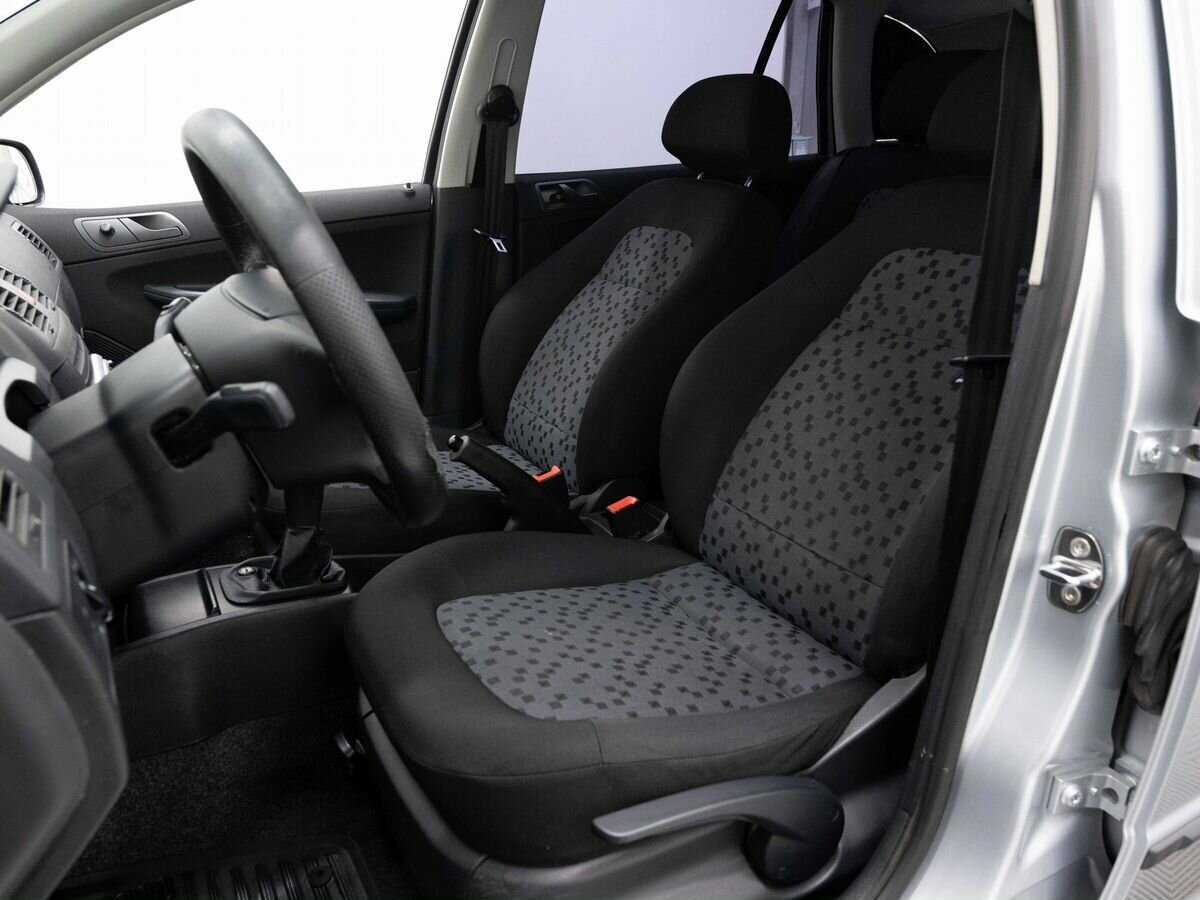 Skoda Fabia с пробегом — 2007 год. Фото: #7