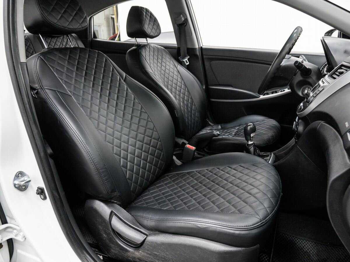 Hyundai Solaris с пробегом — 2013 год. Фото: #8