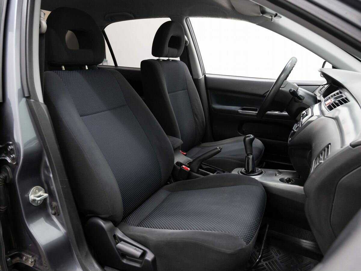 Mitsubishi Lancer с пробегом — 2007 год. Фото: #10