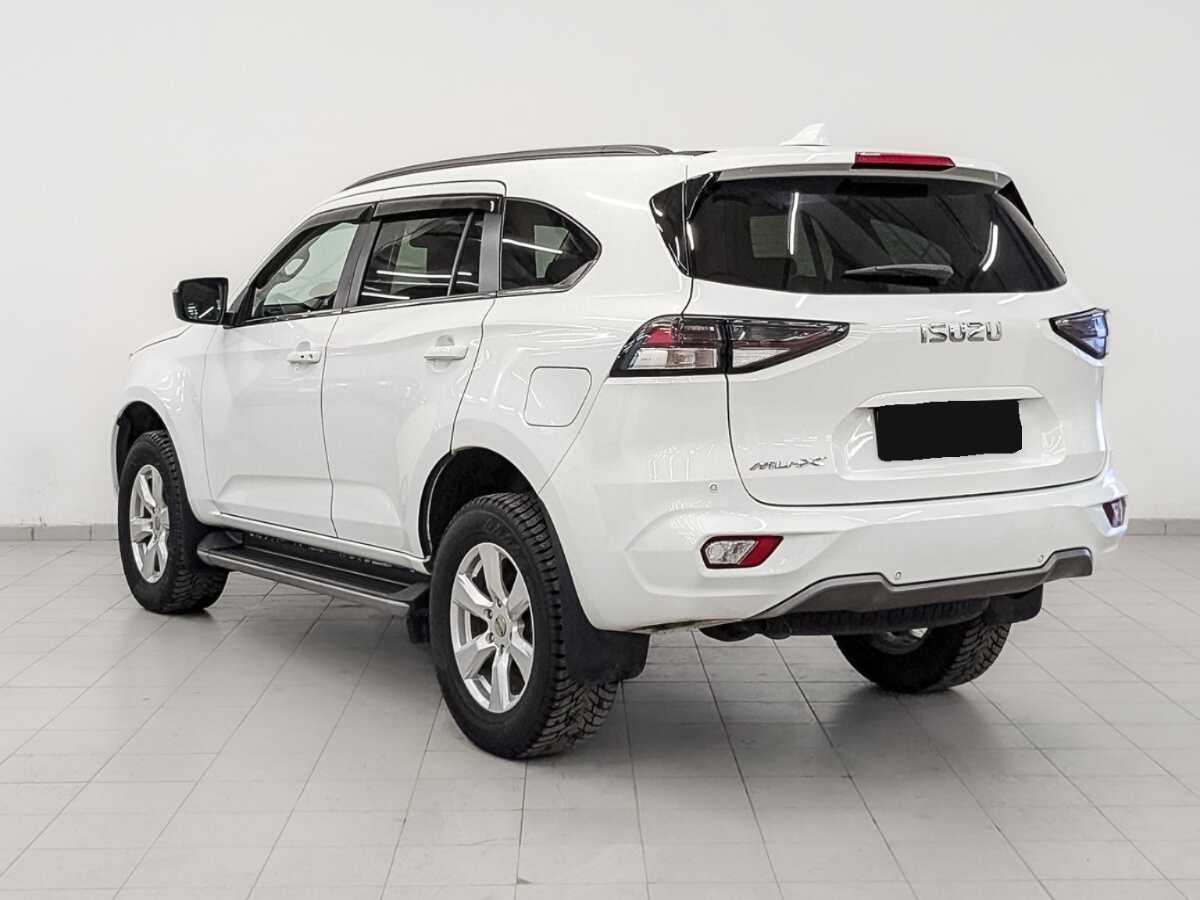 Isuzu MU-X с пробегом — 2021 год. Фото: #6