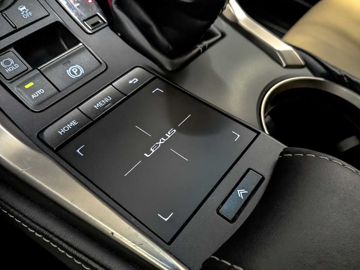 Lexus NX с пробегом — 2019 год. Фото: #28