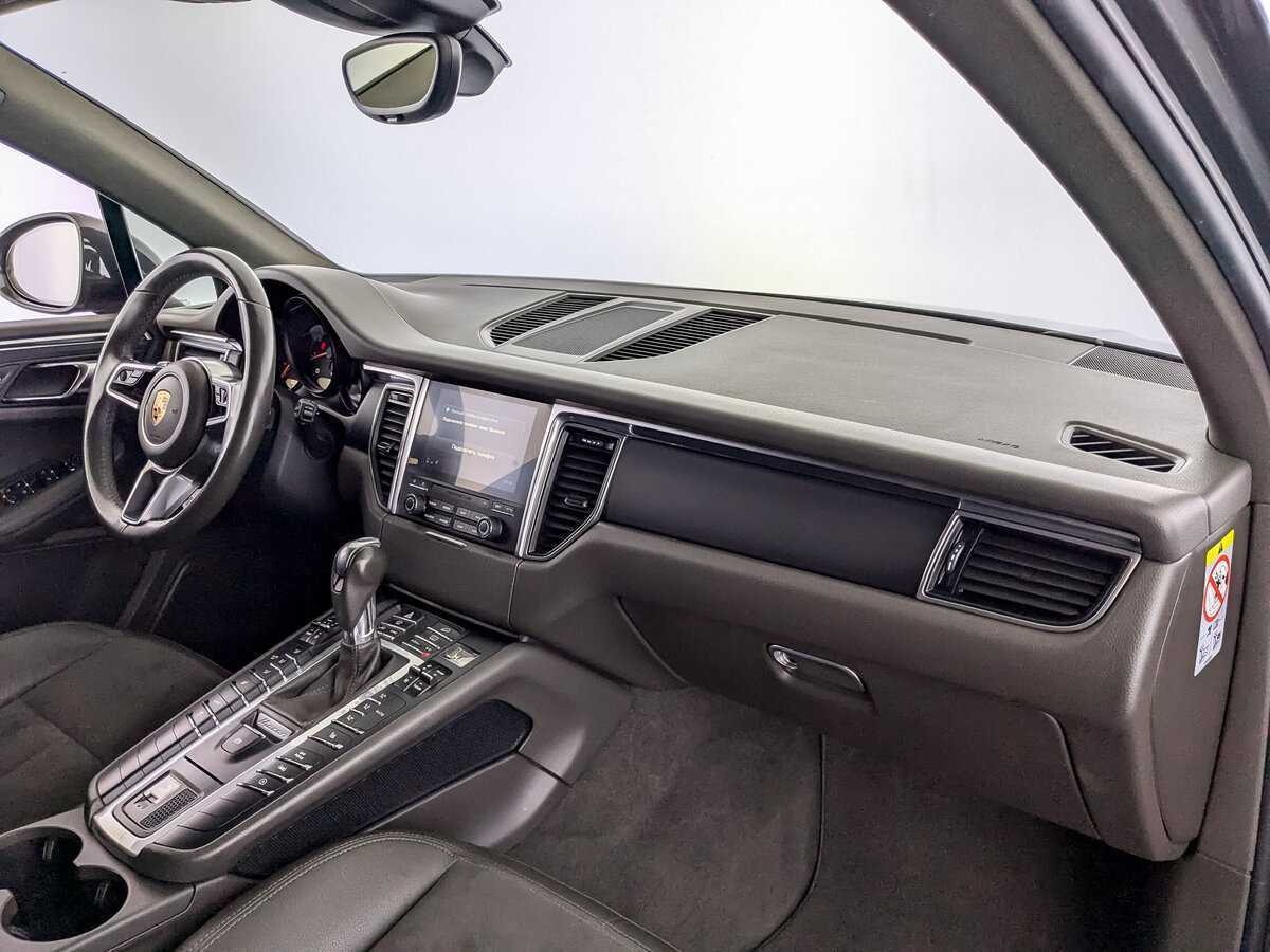 Porsche Macan с пробегом — 2018 год. Фото: #9