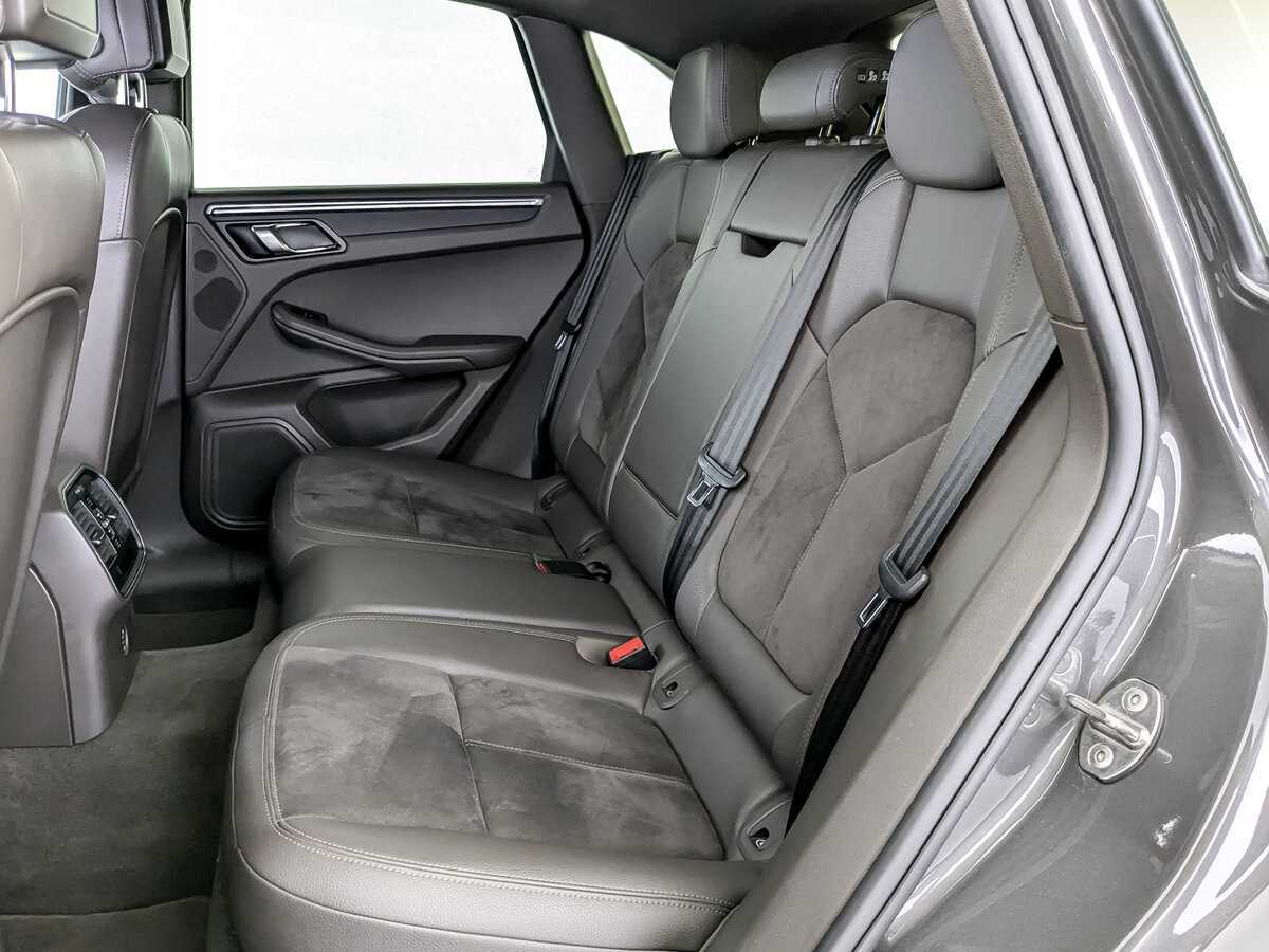 Porsche Macan с пробегом — 2018 год. Фото: #10