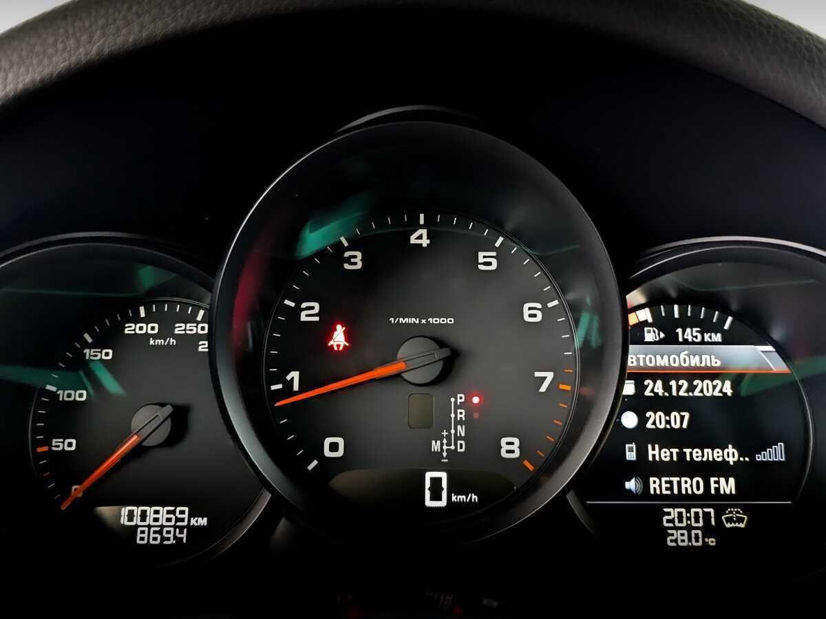 Porsche Macan с пробегом — 2018 год. Фото: #11