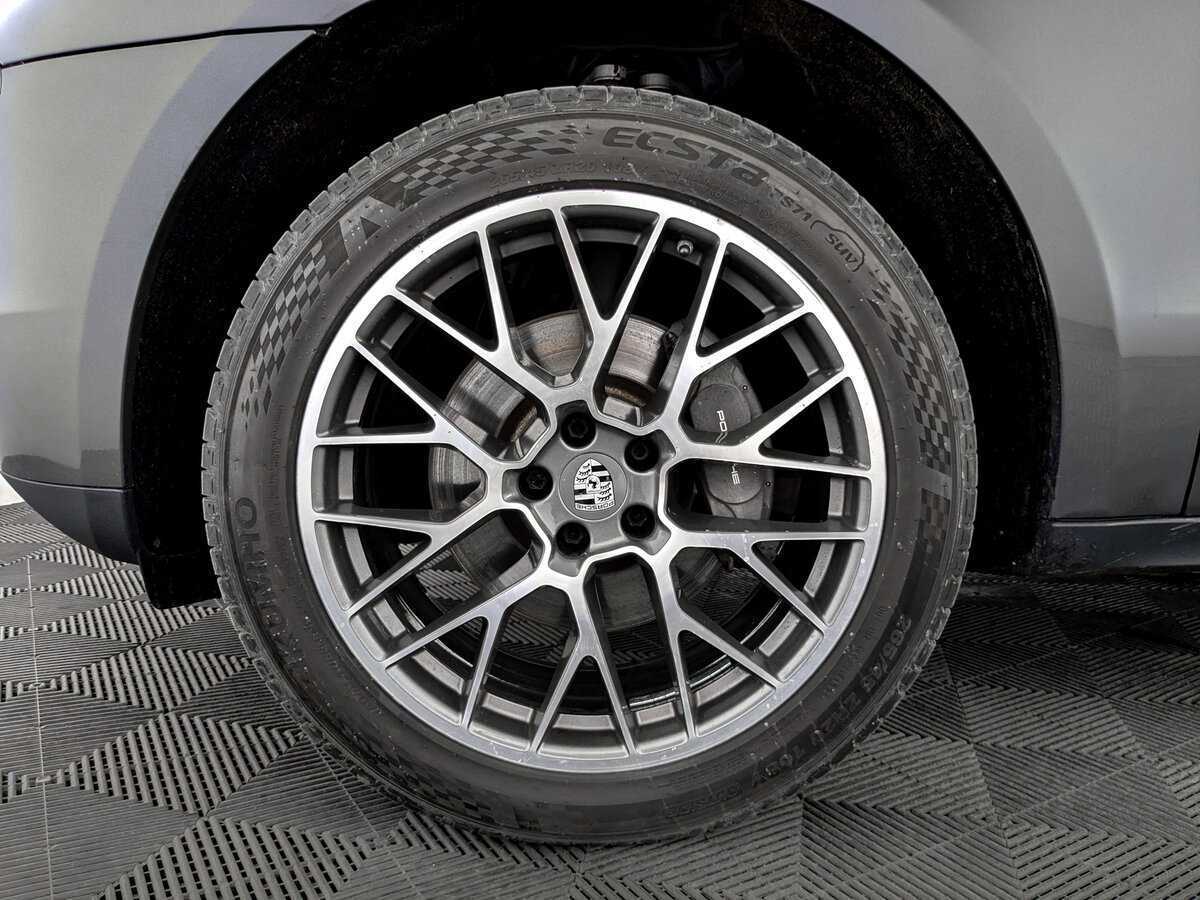 Porsche Macan с пробегом — 2018 год. Фото: #16