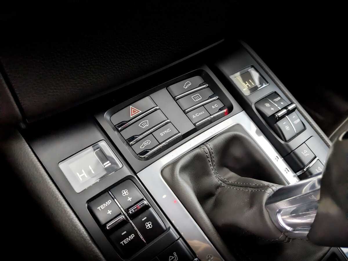 Porsche Macan с пробегом — 2018 год. Фото: #28