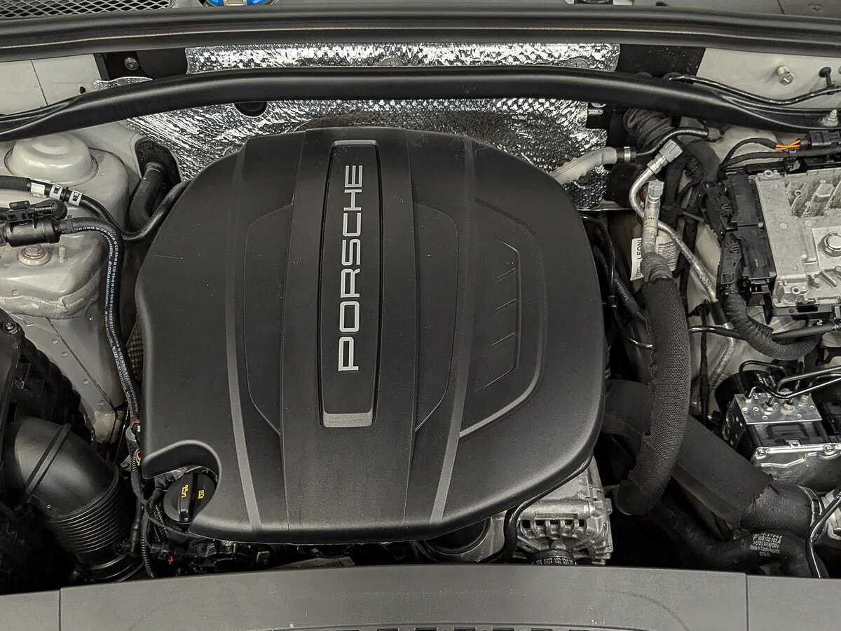 Porsche Macan с пробегом — 2021 год. Фото: #8