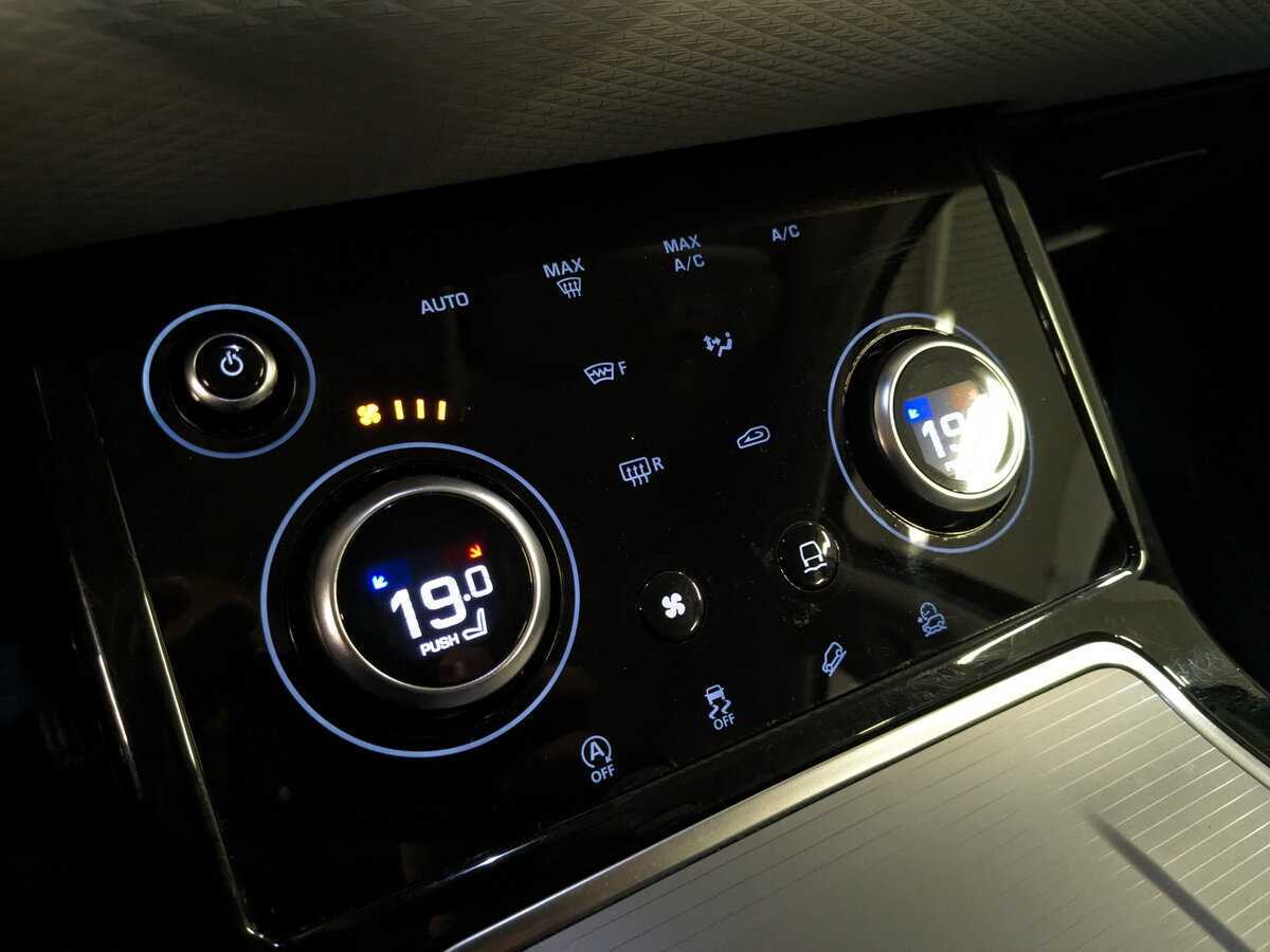 Land Rover Range Rover Evoque с пробегом — 2020 год. Фото: #18