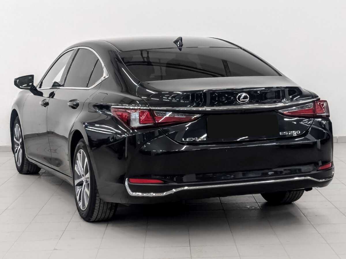 Lexus ES с пробегом — 2021 год. Фото: #6