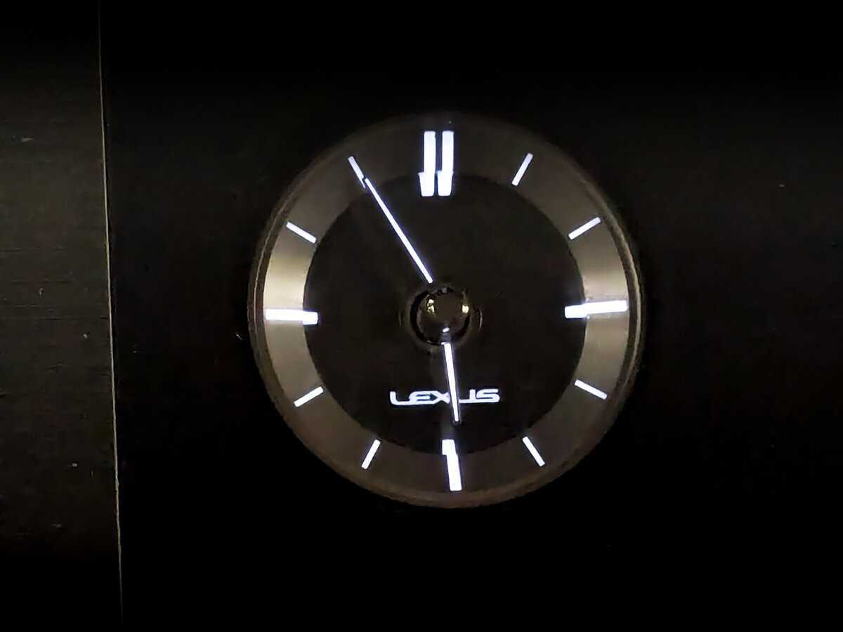 Lexus ES с пробегом — 2021 год. Фото: #27