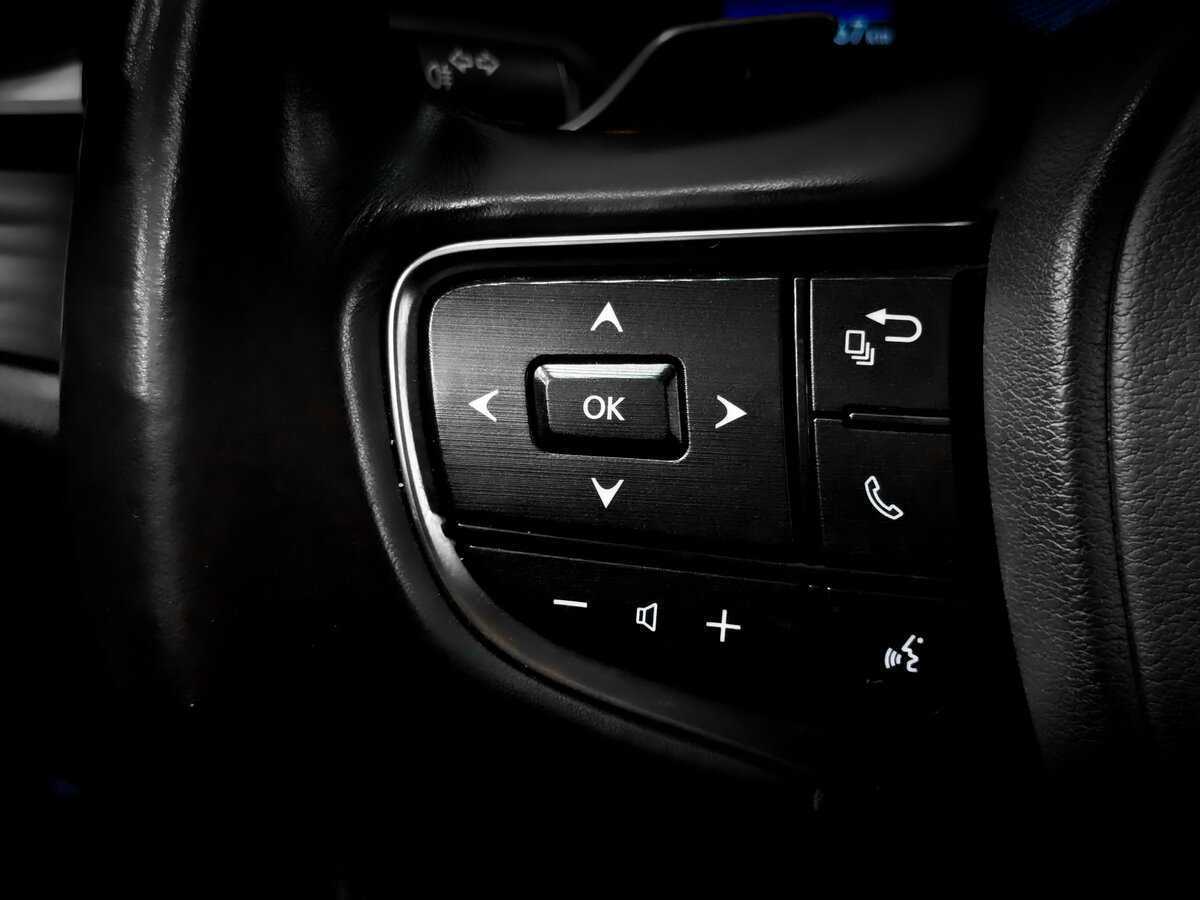 Lexus ES с пробегом — 2021 год. Фото: #28