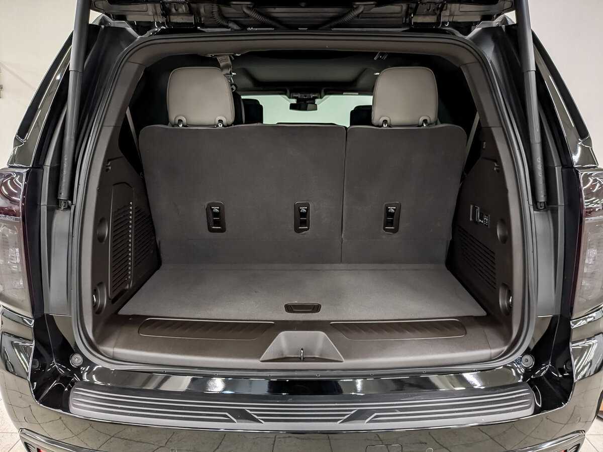 Chevrolet Tahoe с пробегом — 2023 год. Фото: #9