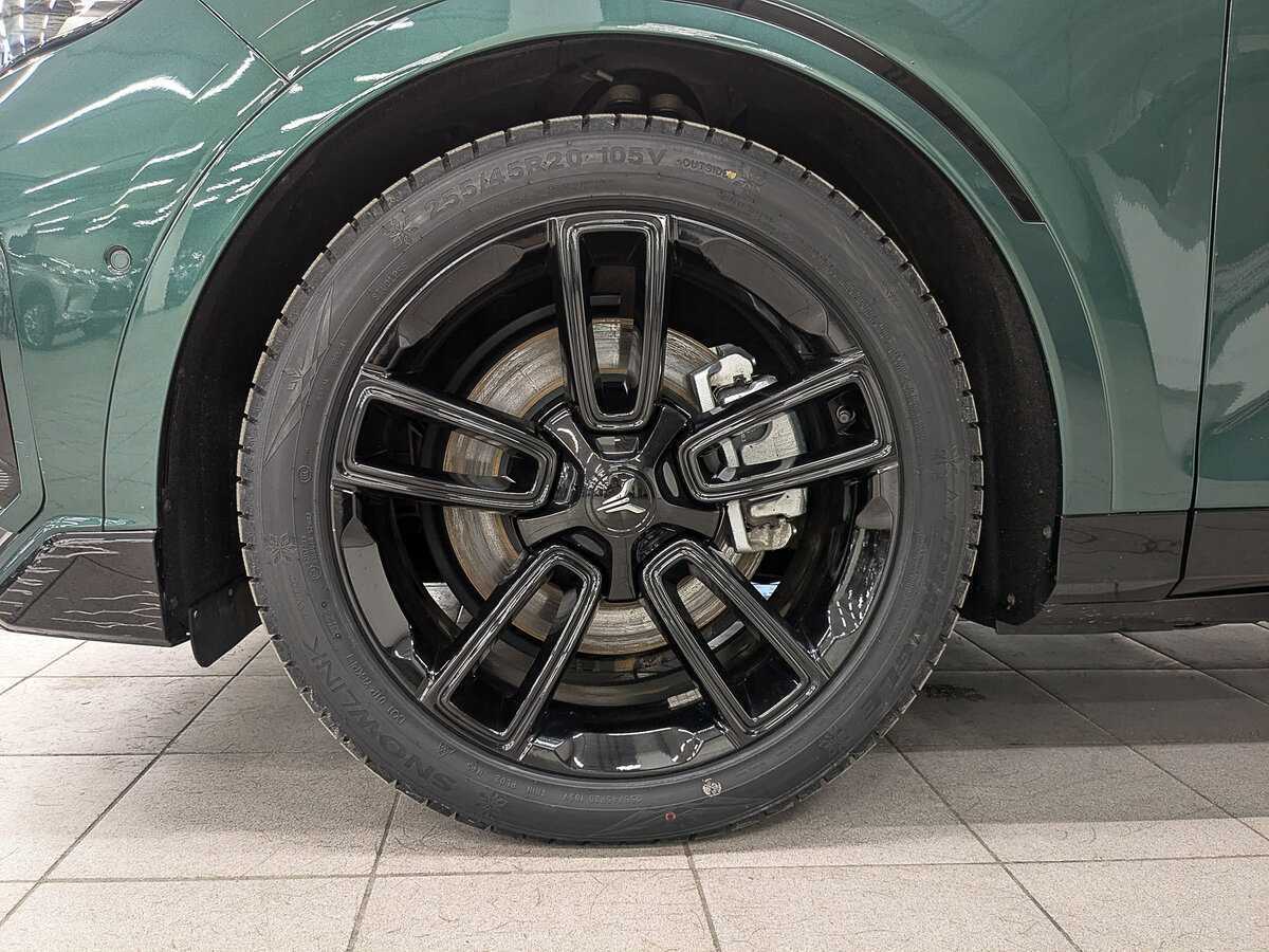 Voyah Free с пробегом — 2023 год. Фото: #10