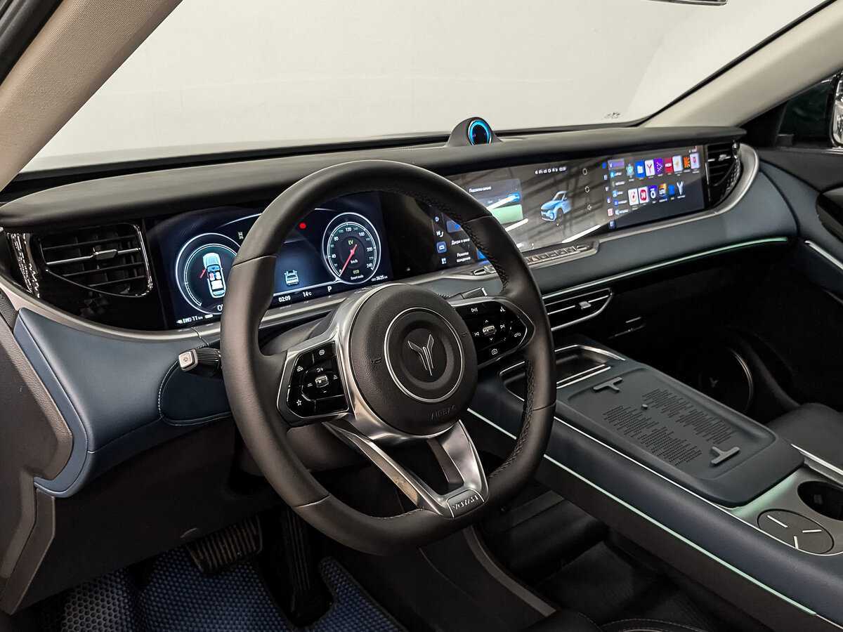 Voyah Free с пробегом — 2023 год. Фото: #13