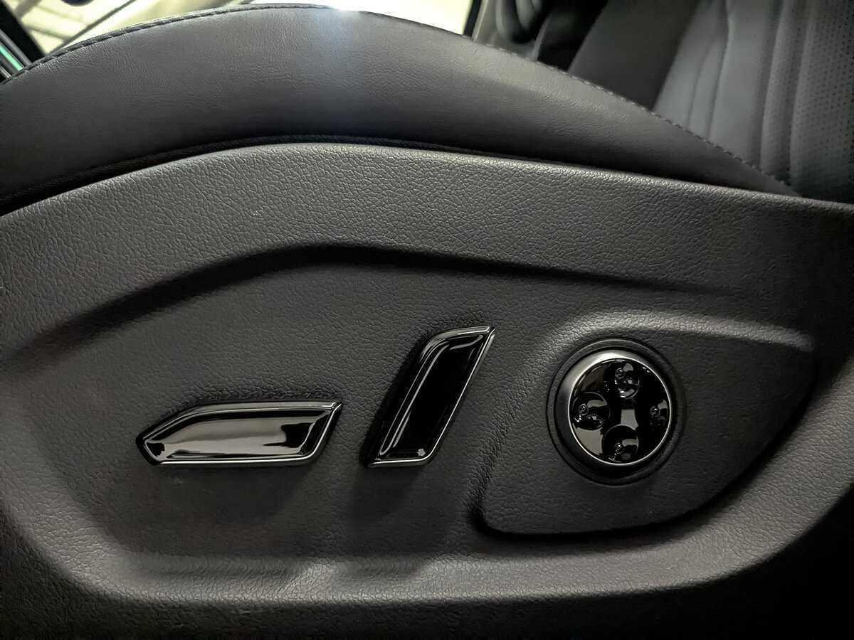 Voyah Free с пробегом — 2023 год. Фото: #24