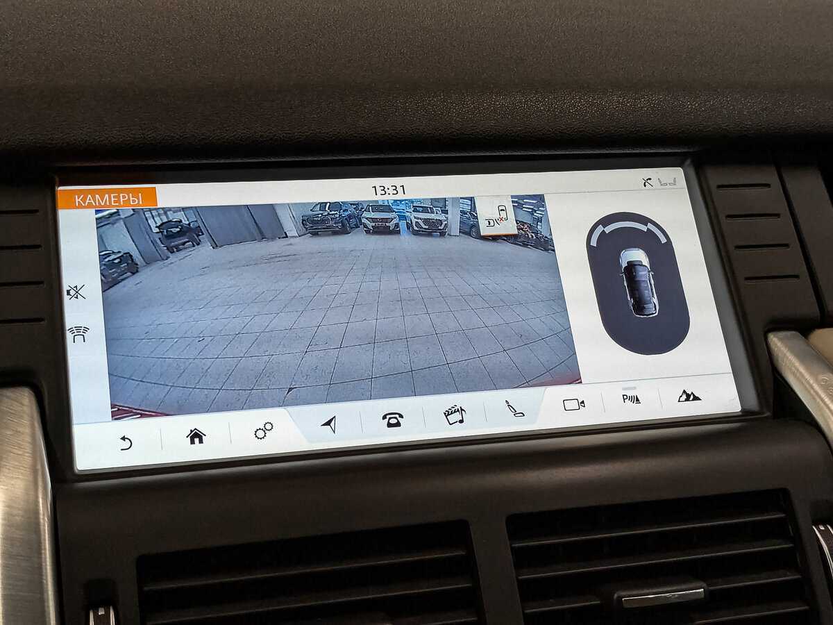 Land Rover Discovery Sport с пробегом — 2017 год. Фото: #27