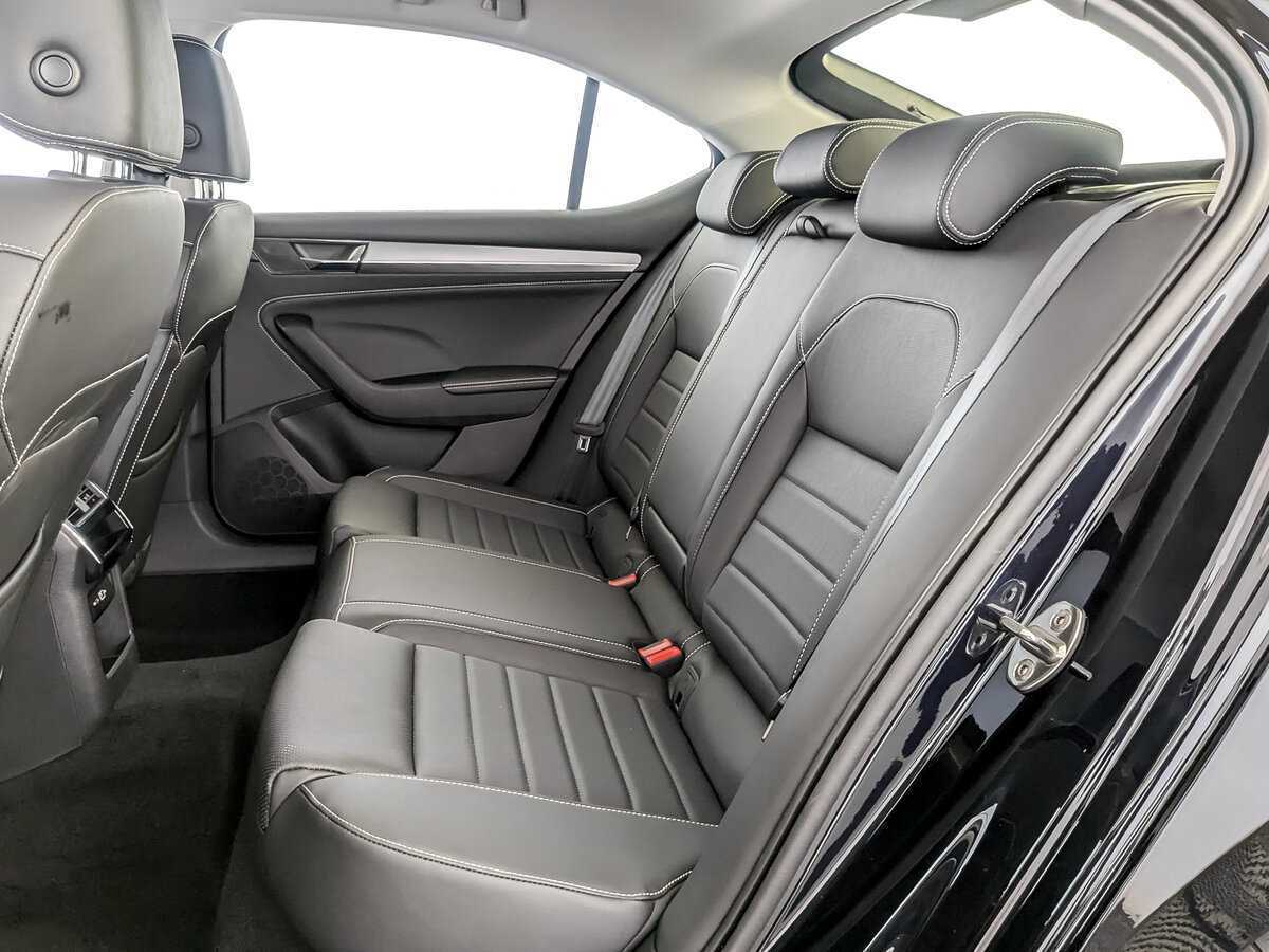 Skoda Superb с пробегом — 2024 год. Фото: #10