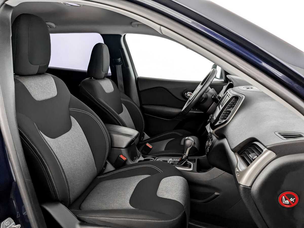 Jeep Cherokee с пробегом — 2014 год. Фото: #21