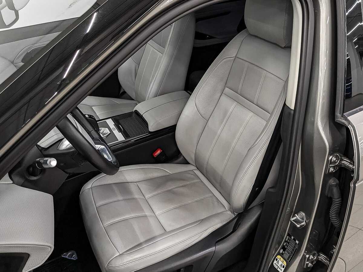 Land Rover Range Rover Evoque с пробегом — 2020 год. Фото: #19