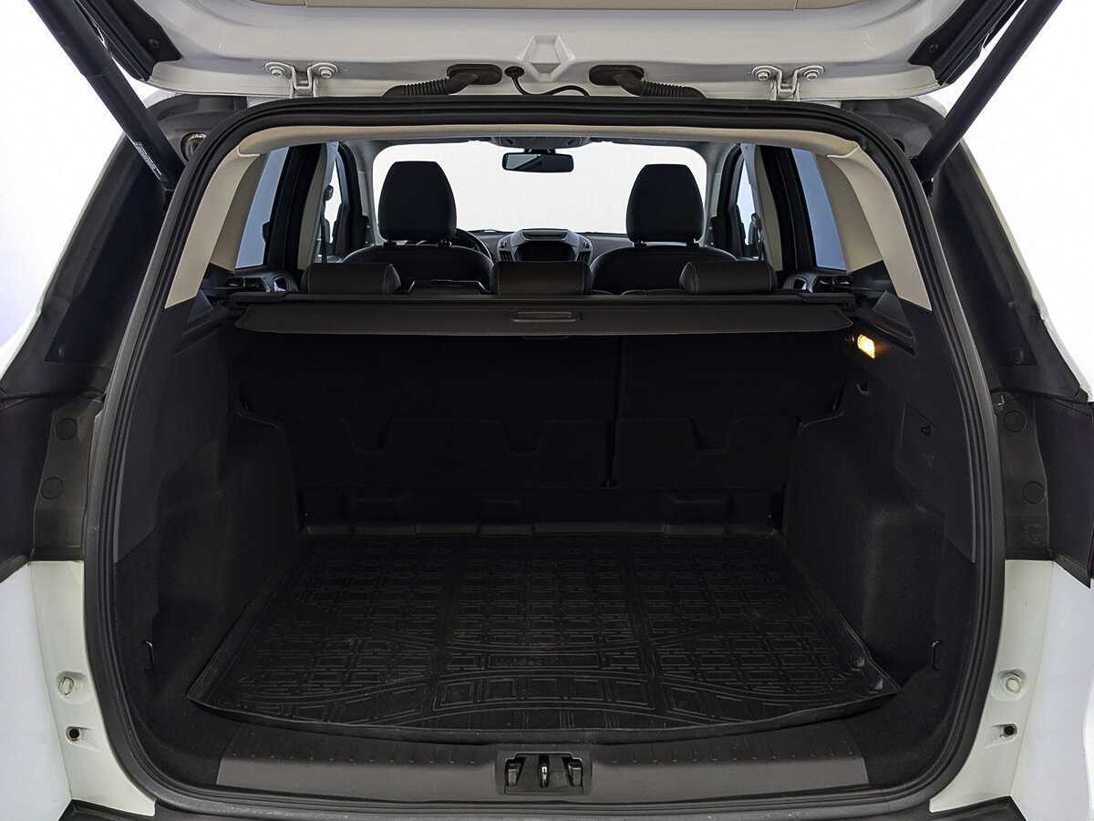 Ford Kuga с пробегом — 2018 год. Фото: #9