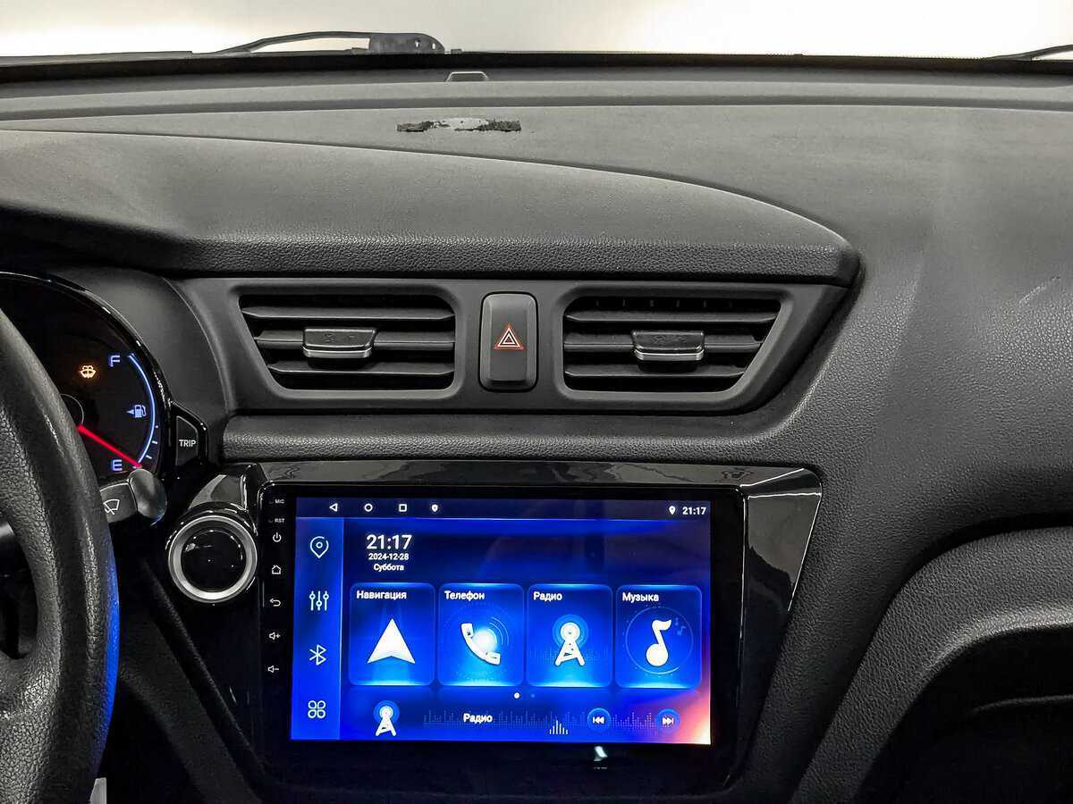 Kia Rio с пробегом — 2012 год. Фото: #16