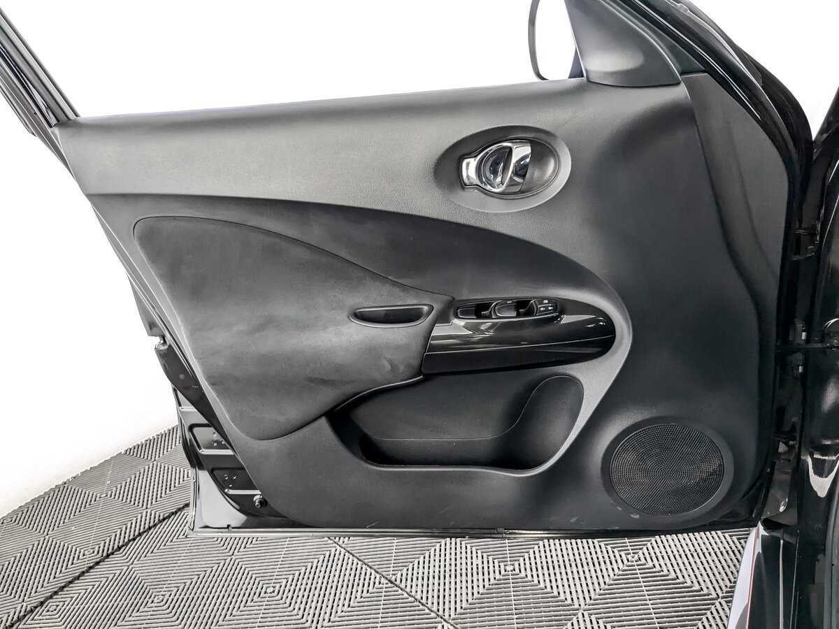 Nissan Juke Nismo с пробегом — 2013 год. Фото: #18