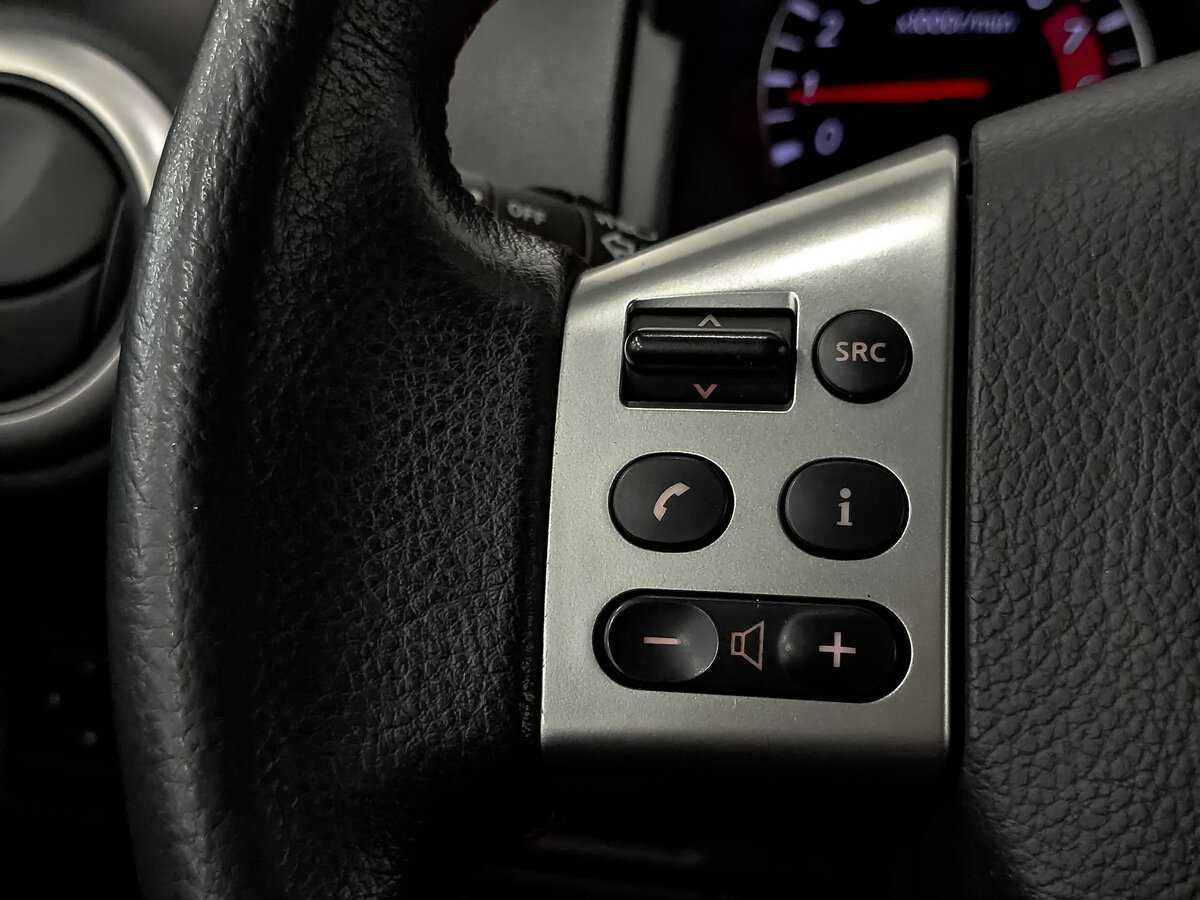 Nissan Note с пробегом — 2011 год. Фото: #25