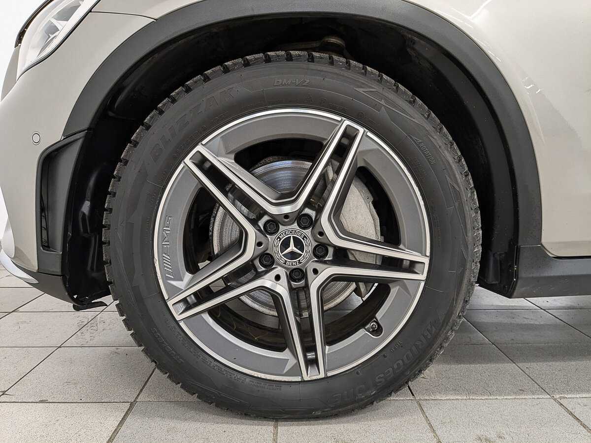 Mercedes-Benz GLC с пробегом — 2020 год. Фото: #11