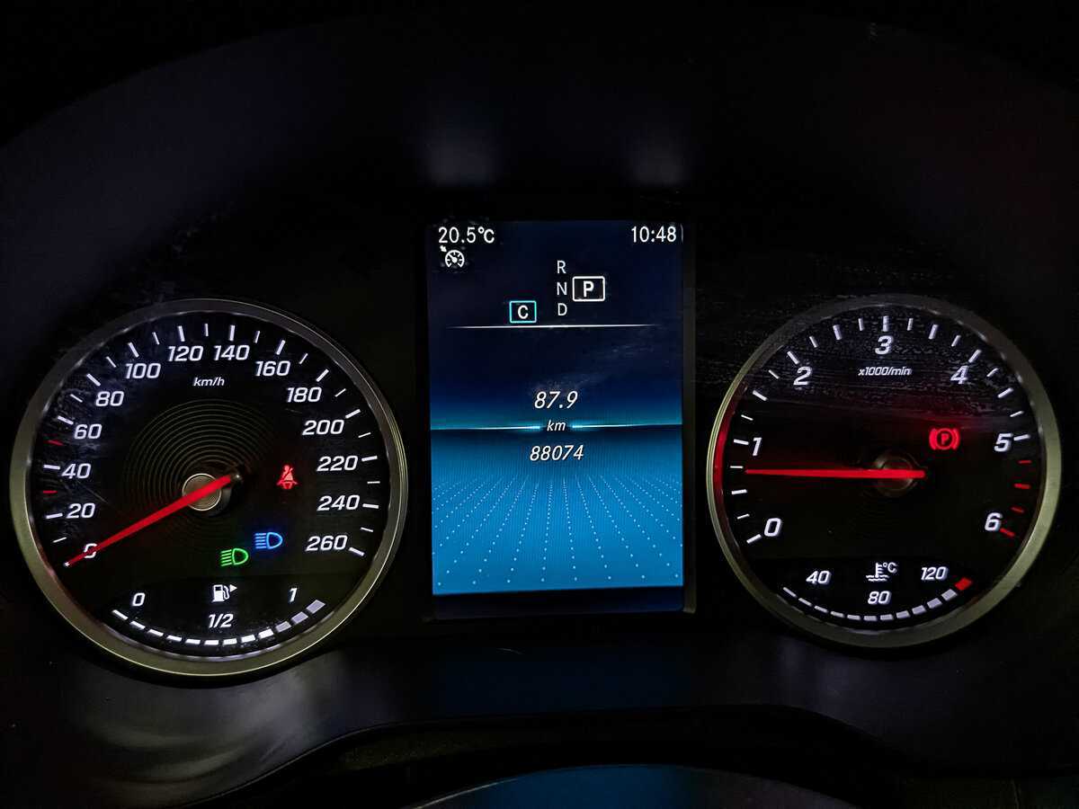 Mercedes-Benz GLC с пробегом — 2020 год. Фото: #15